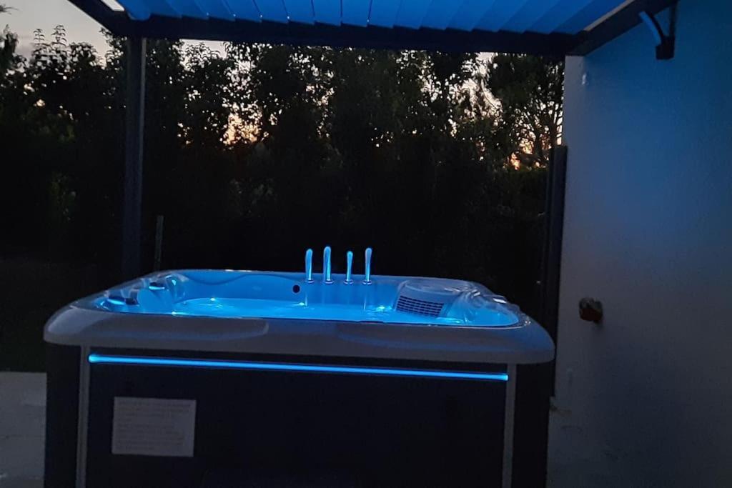 Villa Drome Jacuzzi La Maison D'A Cote Chatuzange-le-Goubet Εξωτερικό φωτογραφία
